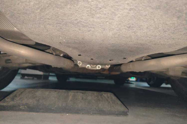 Used Ford Explorer 2020 EcoBoost 285 4x4 Titanium Edition 7-Seater Chassis Rear