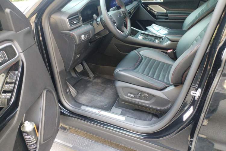 Used Ford Explorer 2020 EcoBoost 285 4x4 Sport Edition ST-LINE 6-Seater Driver Seat