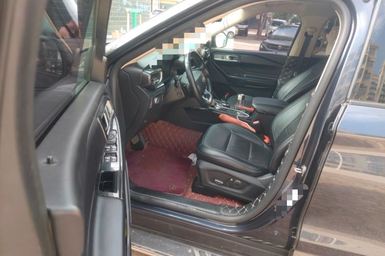 Used Ford Explorer 2020 EcoBoost 285 4x4 Titanium Edition 7-Seater Driver Seat