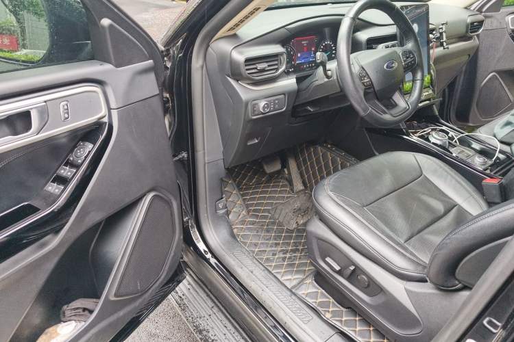 Used Ford Explorer 2020 EcoBoost 285 Four-Wheel Drive Trend Edition 6 Seats Driver Seat