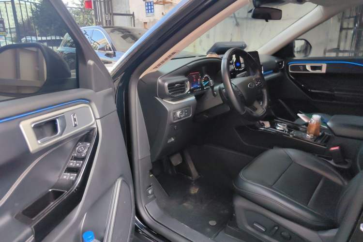 Used Ford Explorer 2020 EcoBoost 285 Four-Wheel Drive Trend Edition 6 Seats Driver Seat