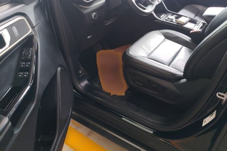 Used Ford Explorer 2020 EcoBoost 285 Rear-Drive Trend Edition 7-Seater Driver Seat