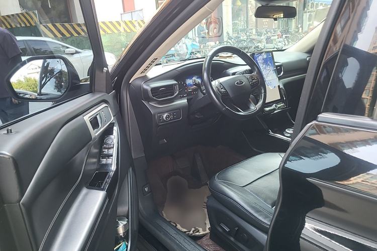 Used Ford Explorer 2020 EcoBoost 285 4x4 Trend Edition 7-Seater Driver Seat