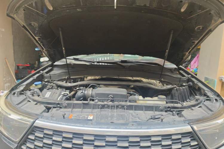 Used Ford Explorer 2020 EcoBoost 285 Rear-Drive Trend Edition 6 Seats Engine Bay