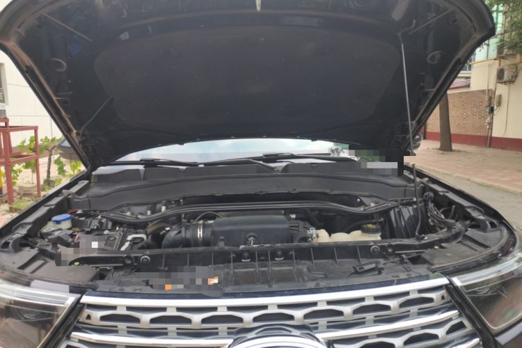 Used Ford Explorer 2020 EcoBoost 285 4x4 Titanium Edition 6 Seats Engine Bay