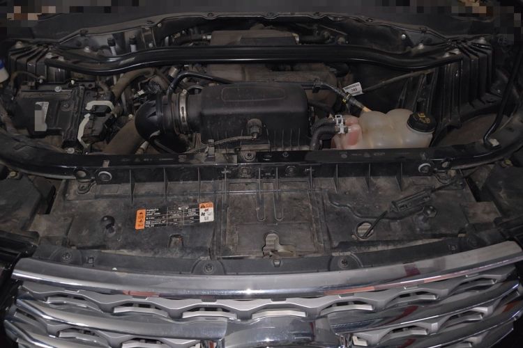 Used Ford Explorer 2020 EcoBoost 285 4x4 Titanium Edition 6 Seats Engine Bay