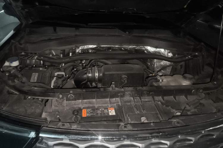 Used Ford Explorer 2020 EcoBoost 285 4x4 Titanium Edition 6 Seats Engine Bay