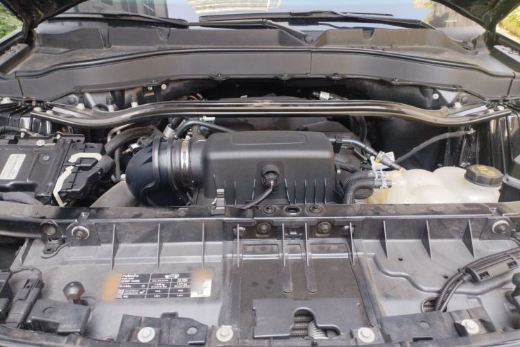 Used Ford Explorer 2020 EcoBoost 285 4x4 Sport Edition ST-LINE 6-Seater Engine Bay