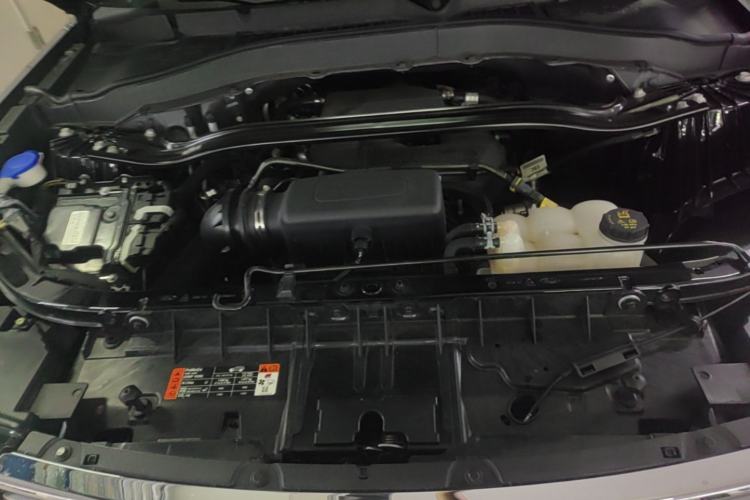 Used Ford Explorer 2020 EcoBoost 285 4x4 Titanium Edition 6 Seats Engine Bay