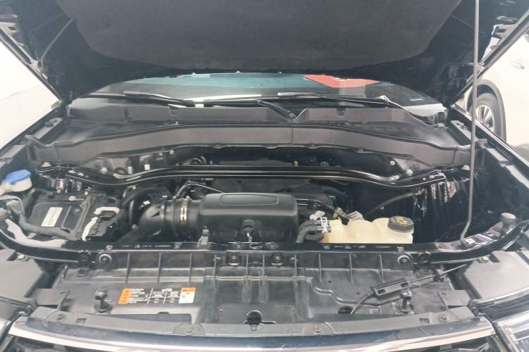 Used Ford Explorer 2020 EcoBoost 285 Rear-Drive Trend Edition 7-Seater Engine Bay