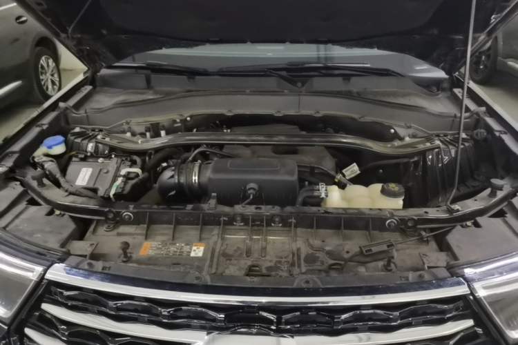Used Ford Explorer 2020 EcoBoost 285 Four-Wheel Drive Trend Edition 6 Seats Engine Bay