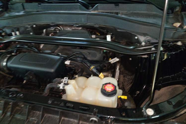 Used Ford Explorer 2020 EcoBoost 285 4x4 Titanium Edition 6 Seats Engine Bay Left