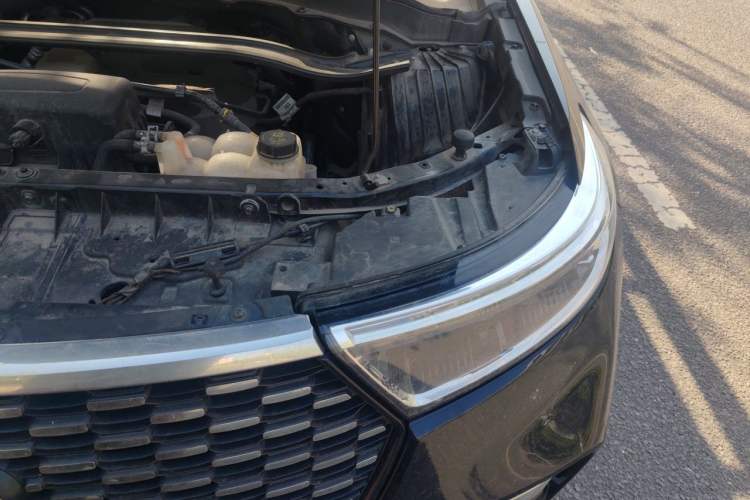Used Ford Explorer 2020 EcoBoost 285 Four-Wheel Drive Trend Edition 6 Seats Engine Bay Left