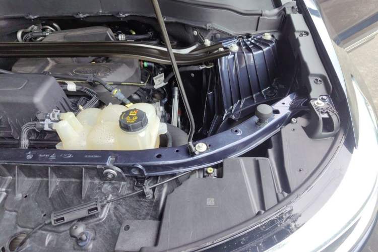 Used Ford Explorer 2020 EcoBoost 285 4x4 Titanium Edition 6 Seats Engine Bay Left