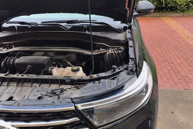 Used Ford Explorer 2020 EcoBoost 285 Rear-Drive Trend Edition 7-Seater Engine Bay Left