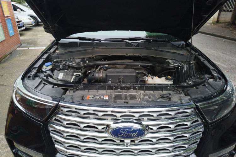 Used Ford Explorer 2020 EcoBoost 285 4x4 Titanium Edition 6 Seats Engine Bay