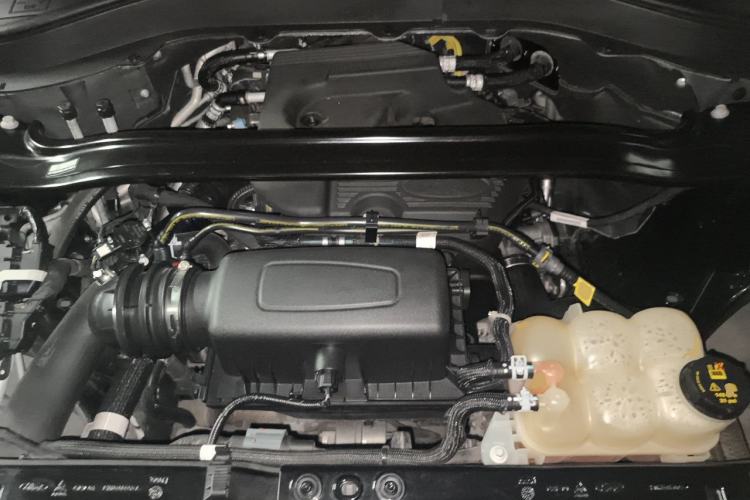 Used Ford Explorer 2020 EcoBoost 285 4x4 Titanium Edition 7-Seater Engine Bay