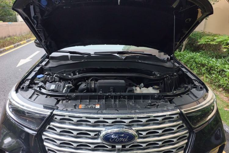 Used Ford Explorer 2020 EcoBoost 285 4x4 Titanium Edition 7-Seater Engine Bay