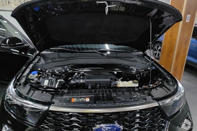 Used Ford Explorer 2020 EcoBoost 285 4x4 Sport Edition ST-LINE 6-Seater Engine Bay