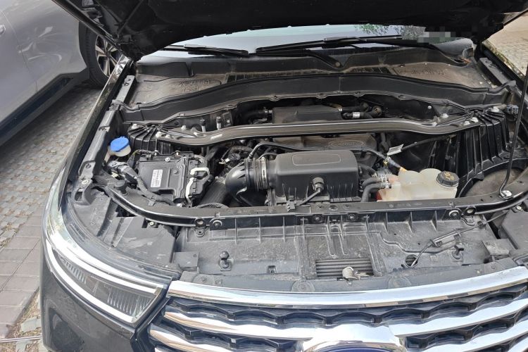Used Ford Explorer 2020 EcoBoost 285 4x4 Trend Edition 7-Seater Engine Bay Right