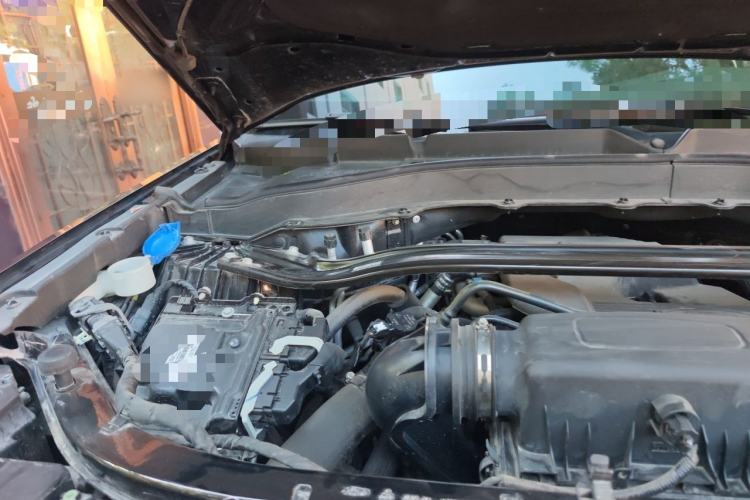 Used Ford Explorer 2020 EcoBoost 285 4x4 Titanium Edition 7-Seater Engine Bay Right