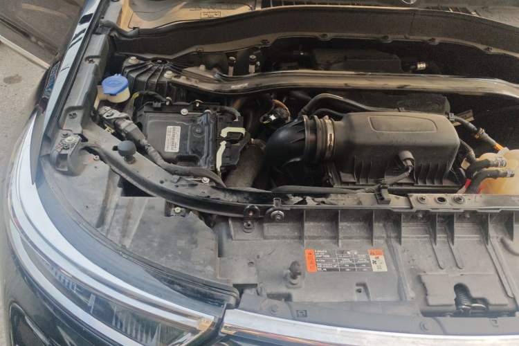 Used Ford Explorer 2020 EcoBoost 285 Rear-Drive Trend Edition 6 Seats Engine Bay Right