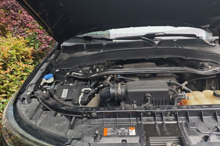 Used Ford Explorer 2020 EcoBoost 285 4x4 Platinum Edition 7-Seater Engine Bay Right