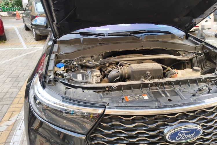 Used Ford Explorer 2020 EcoBoost 285 Four-Wheel Drive Sport Edition ST-LINE 7-Seater Engine Bay Right