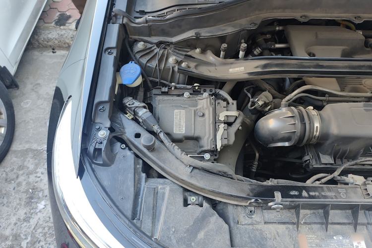 Used Ford Explorer 2020 EcoBoost 285 4x4 Trend Edition 7-Seater Engine Bay Right