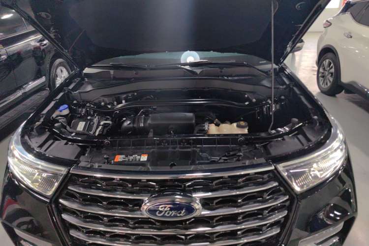 Used Ford Explorer 2020 EcoBoost 285 Rear-Drive Trend Edition 7-Seater Engine Bay