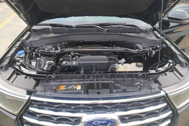 Used Ford Explorer 2020 EcoBoost 285 Rear-Drive Trend Edition 7-Seater Engine Bay