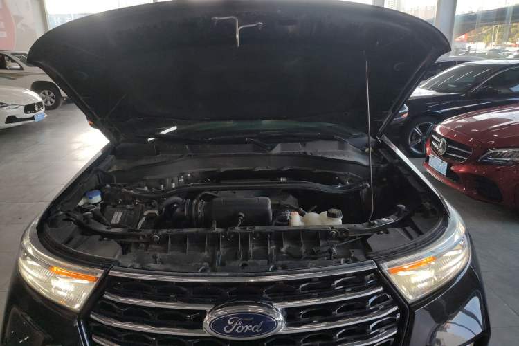Used Ford Explorer 2020 EcoBoost 285 Rear-Drive Trend Edition 7-Seater Engine Bay