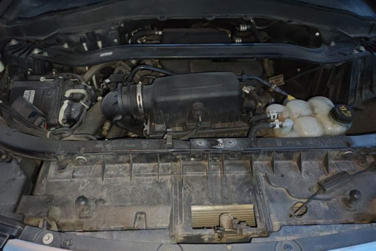 Used Ford Explorer 2020 EcoBoost 285 4x4 Titanium Edition 6 Seats Engine Bay