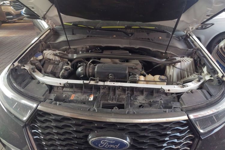 Used Ford Explorer 2020 EcoBoost 285 4x4 Titanium Edition 6 Seats Engine Bay