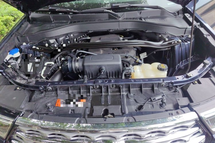 Used Ford Explorer 2020 EcoBoost 285 4x4 Titanium Edition 6 Seats Engine Bay