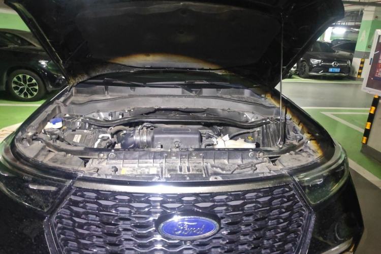 Used Ford Explorer 2020 EcoBoost 285 4x4 Sport Edition ST-LINE 6-Seater Engine Bay