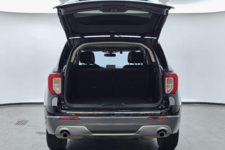 Used Ford Explorer 2020 EcoBoost 285 4x4 Titanium Edition 6 Seats Exterior 12