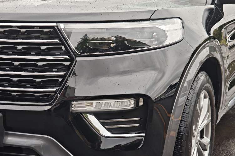 Used Ford Explorer 2020 EcoBoost 285 Rear-Drive Trend Edition 7-Seater Exterior 2