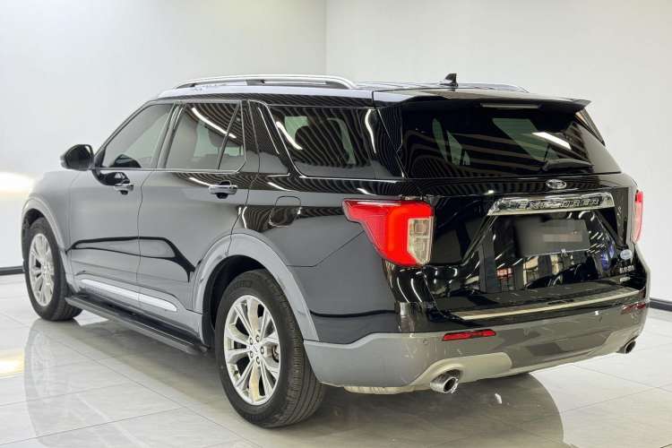 Used Ford Explorer 2020 EcoBoost 285 Rear-Drive Trend Edition 7-Seater Exterior 3