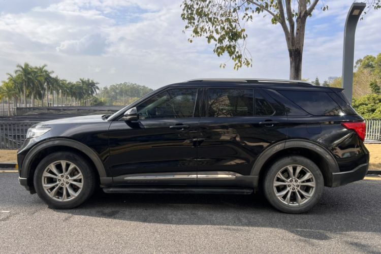Used Ford Explorer 2020 EcoBoost 285 Four-Wheel Drive Trend Edition 6 Seats Exterior 4