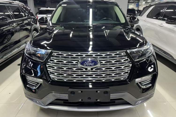 Used Ford Explorer 2020 EcoBoost 285 4x4 Titanium Edition 7-Seater Exterior 5