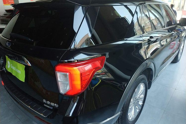 Used Ford Explorer 2020 EcoBoost 285 4x4 Titanium Edition 7-Seater Exterior 5