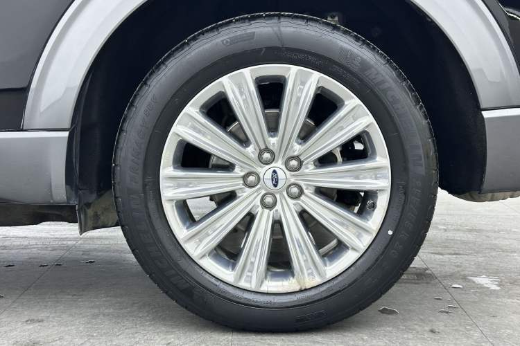 Used Ford Explorer 2020 EcoBoost 285 4x4 Titanium Edition 6 Seats Exterior 9