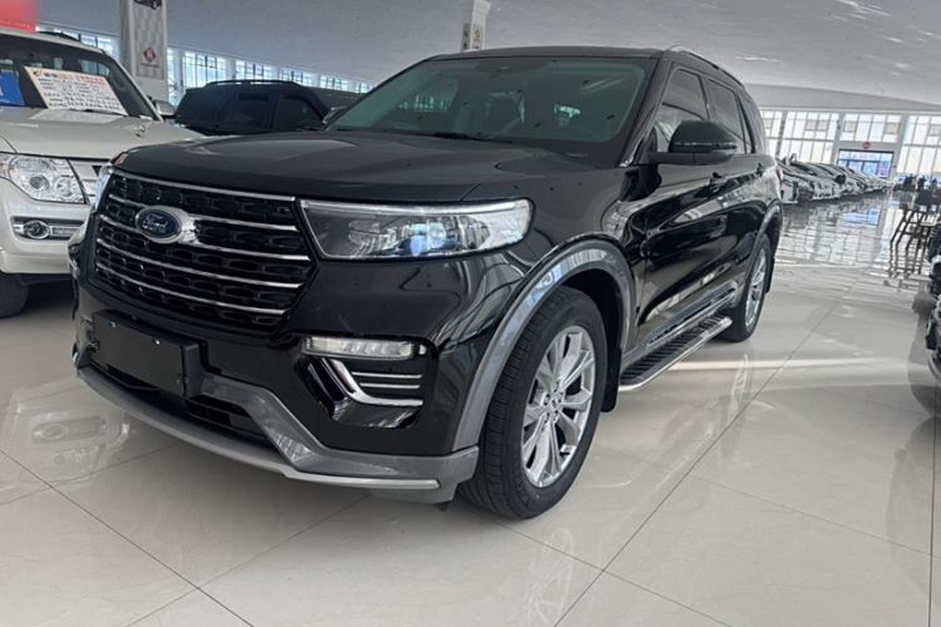 Used Ford Explorer 2020 EcoBoost 285 4x4 Trend Edition 7-Seater Front Left 45 Deg