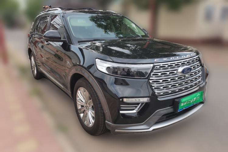Used Ford Explorer 2020 EcoBoost 285 4x4 Titanium Edition 6 Seats Front Right 45 Deg