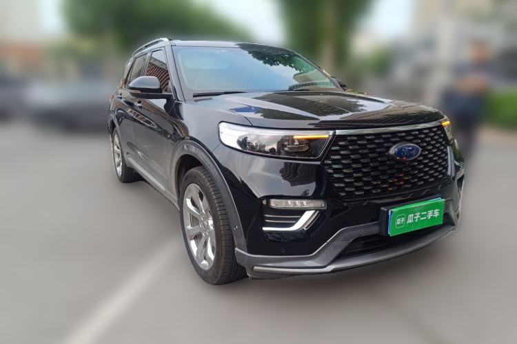 Used Ford Explorer 2020 EcoBoost 285 4x4 Platinum Edition 7-Seater Front Right 45 Deg