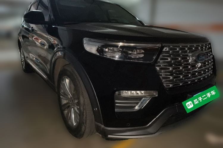 Used Ford Explorer 2020 EcoBoost 285 4x4 Titanium Edition 7-Seater Front Right 45 Deg
