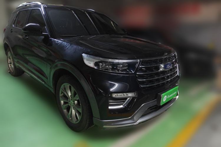 Used Ford Explorer 2020 EcoBoost 285 4x4 Trend Edition 7-Seater Front Right 45 Deg