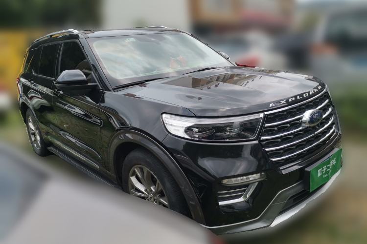 Used Ford Explorer 2020 EcoBoost 285 4x4 Trend Edition 7-Seater Front Right 45 Deg