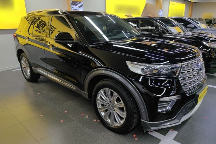 Used Ford Explorer 2020 EcoBoost 285 4x4 Titanium Edition 6 Seats Front Right 45 Deg
